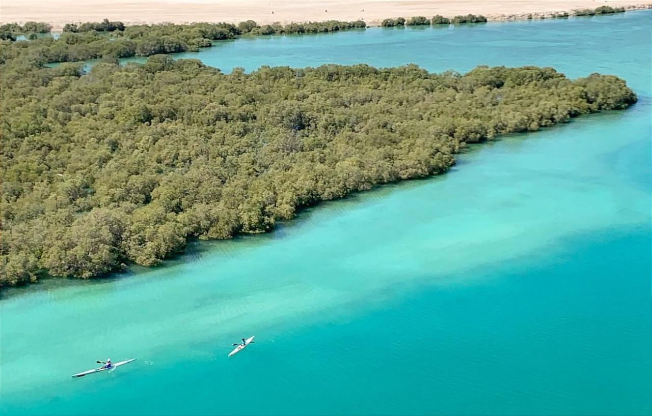 Abu Dhabi Cozy Mangrove View, Seaview 1 Bedroom 1 Partition Apartment Not Hotel Zewnętrze zdjęcie